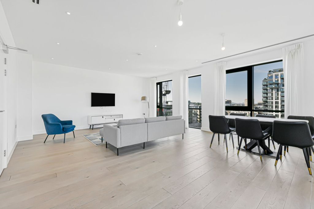 Property photo 2 of 29