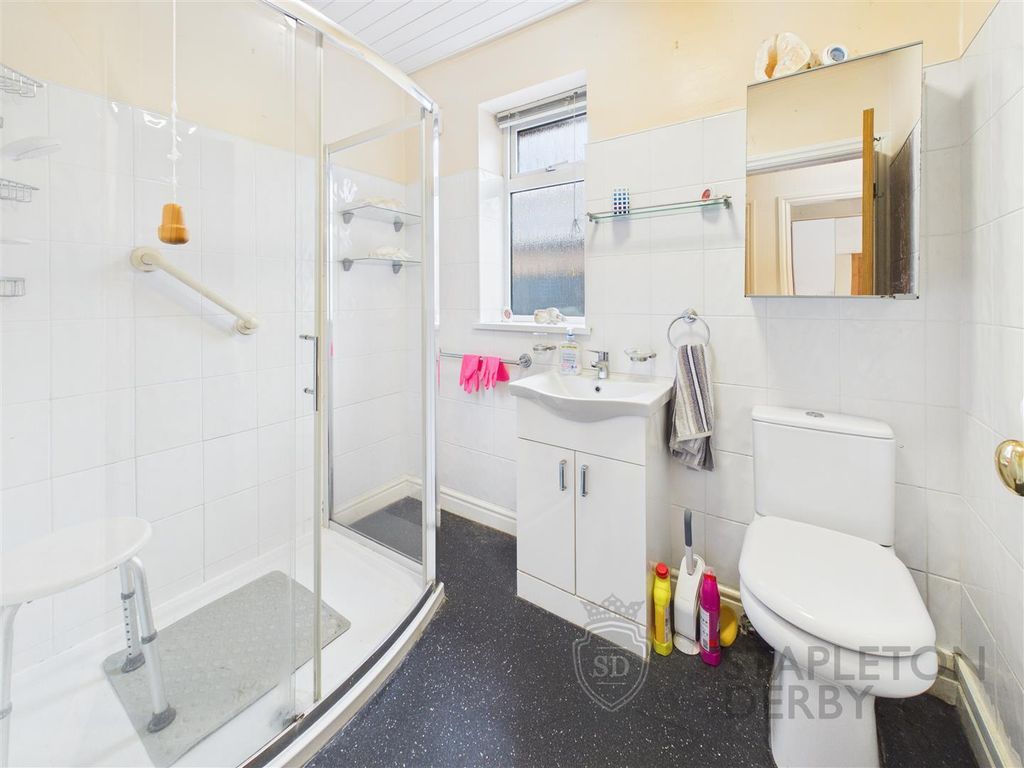 Property photo 2 of 17 Cam04709G0-Pr0321-Still007.Jpg