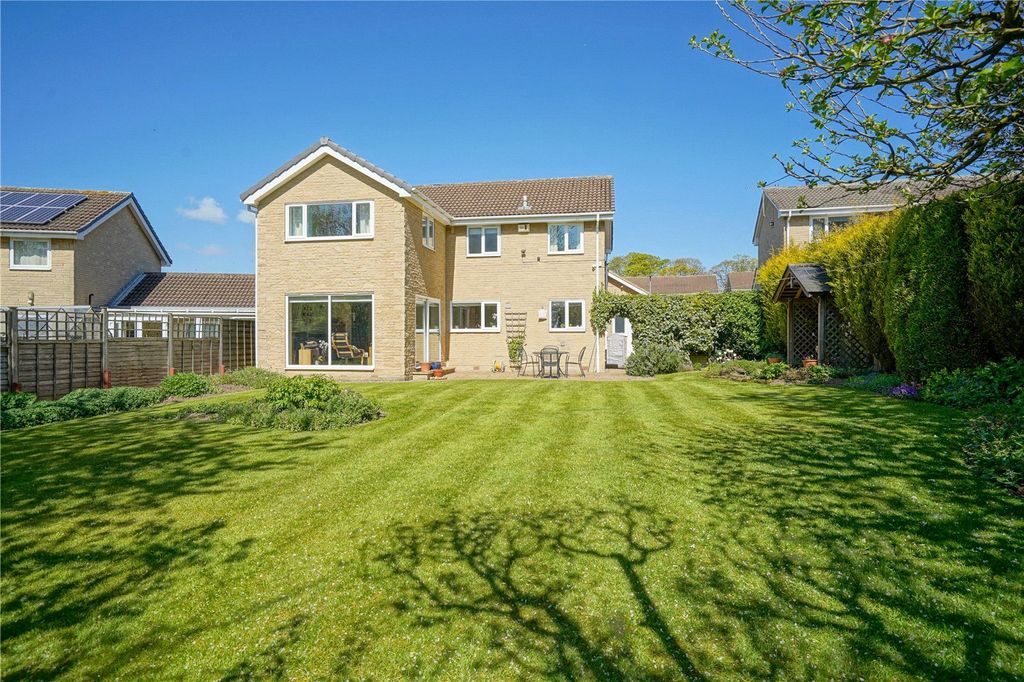 Property photo 3 of 29 Picture No. 64