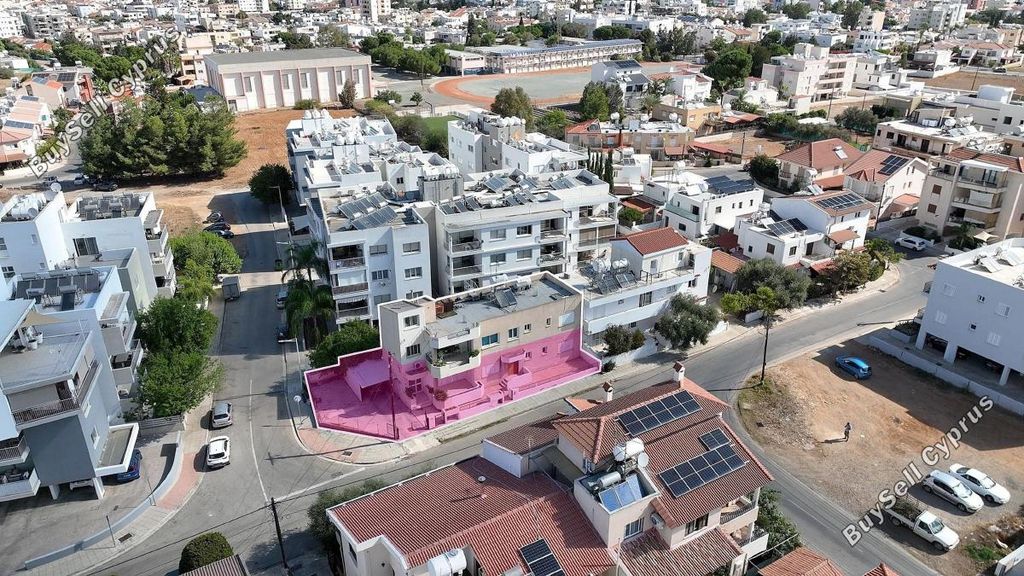 Property photo 3 of 22