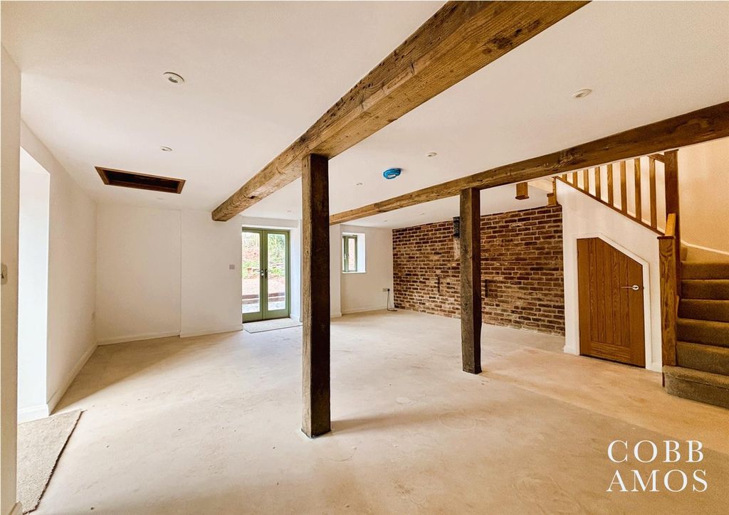 Property photo 2 of 29 High-Res-009.Jpg