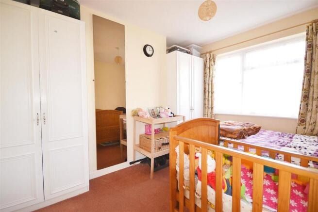 Property photo 2 of 8 4359302