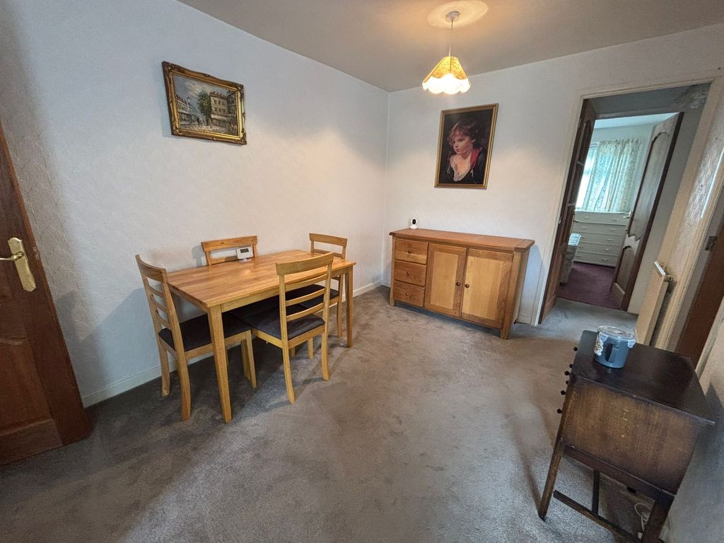 Property photo 2 of 5 Dining Room