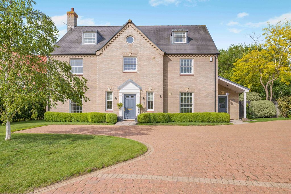 Property photo 1 of 20