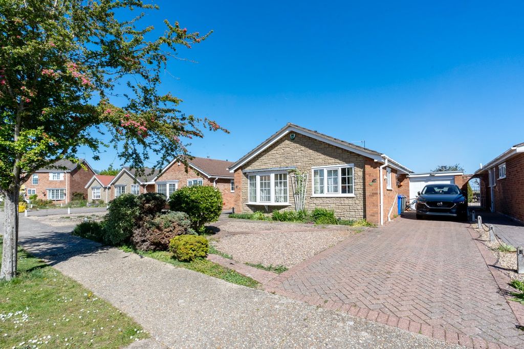 Property photo 1 of 9