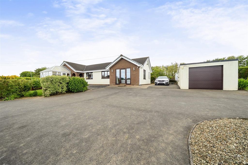 Additional image 26 of 3 bed detached bungalow for saleLlanarth SA47