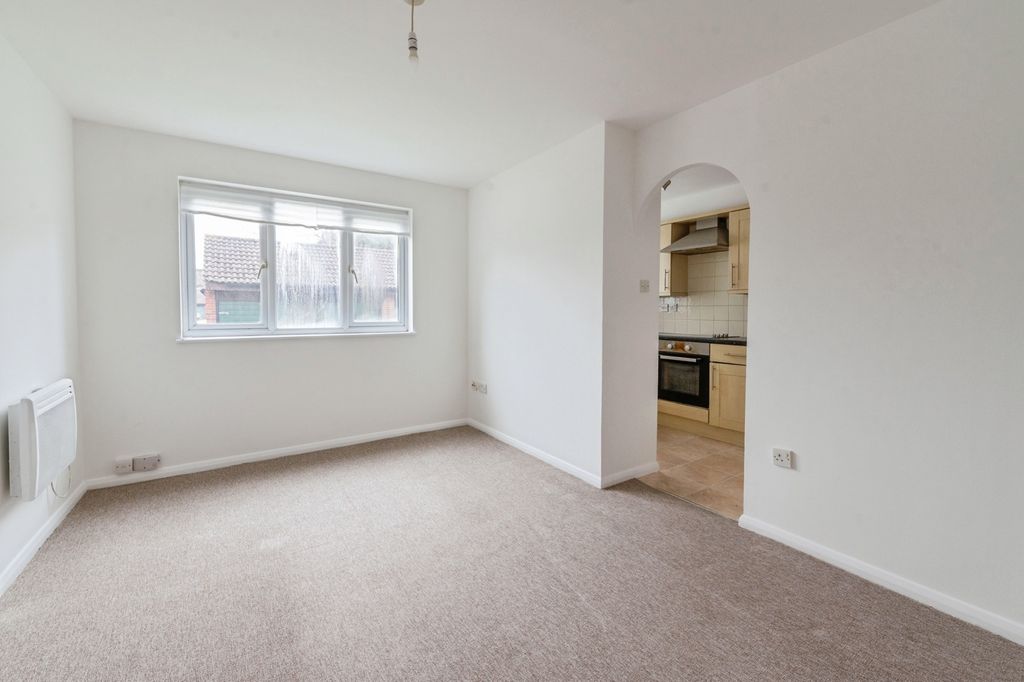 Property photo 2 of 15 Picture