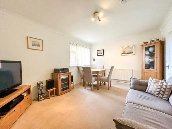 Property photo 3 of 7