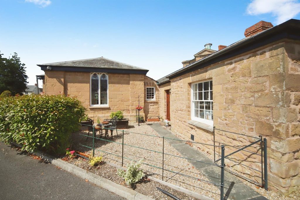 Property photo 2 of 15