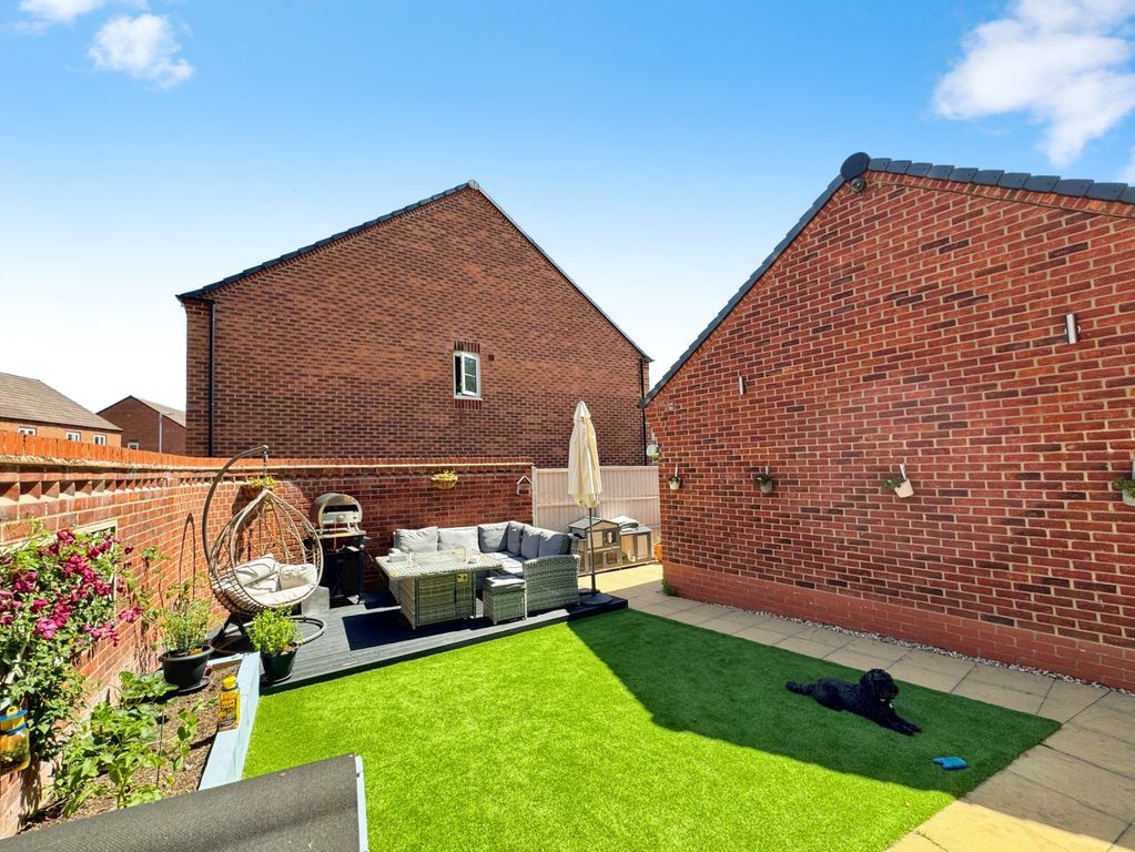 Property photo 2 of 24