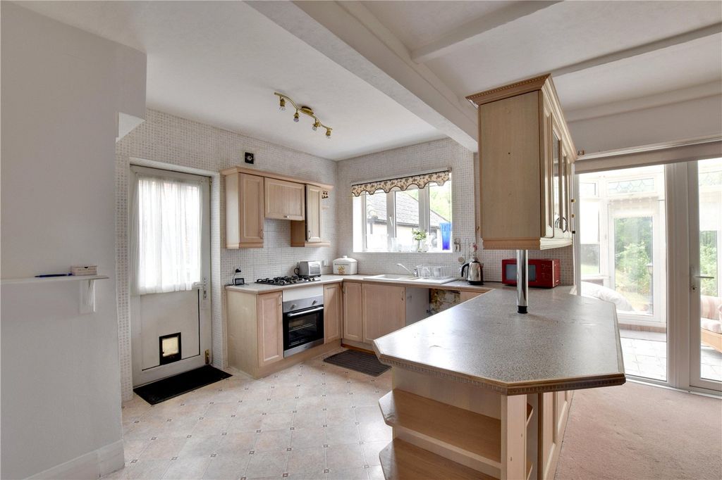 Property photo 3 of 22 Picture No. 14