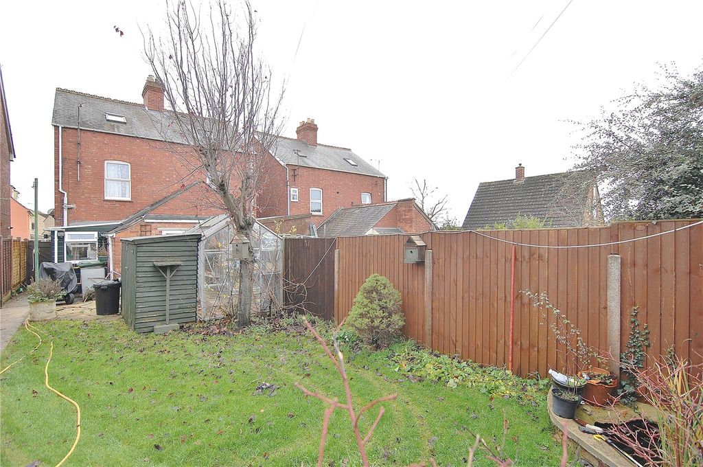 Property photo 2 of 11 Picture No. 28