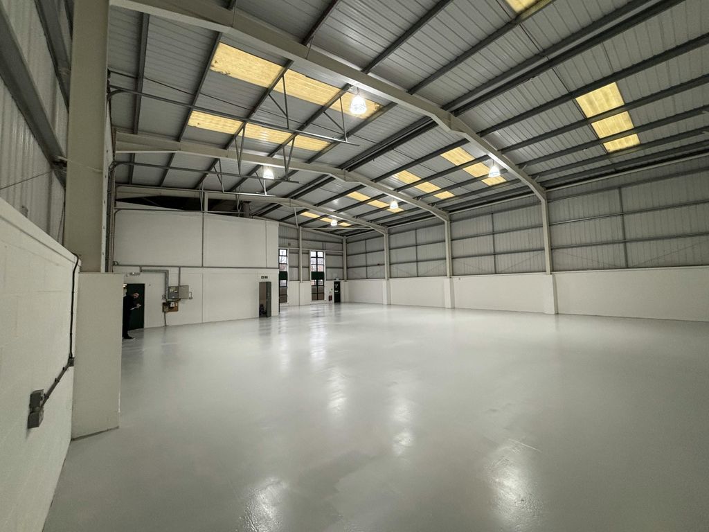 Property photo 2 of 5 Unit 40, Raynham Road