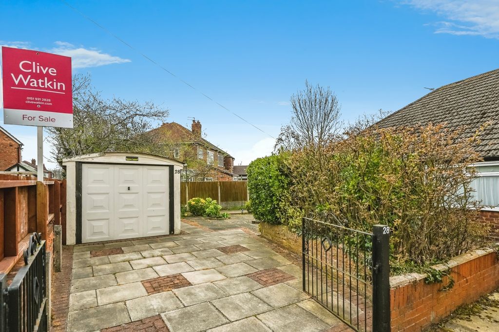 Property photo 3 of 18 Photo