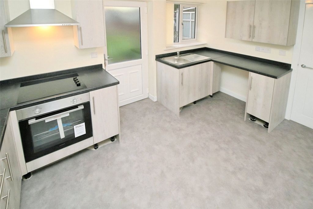 Property photo 2 of 8 Picture No. 07