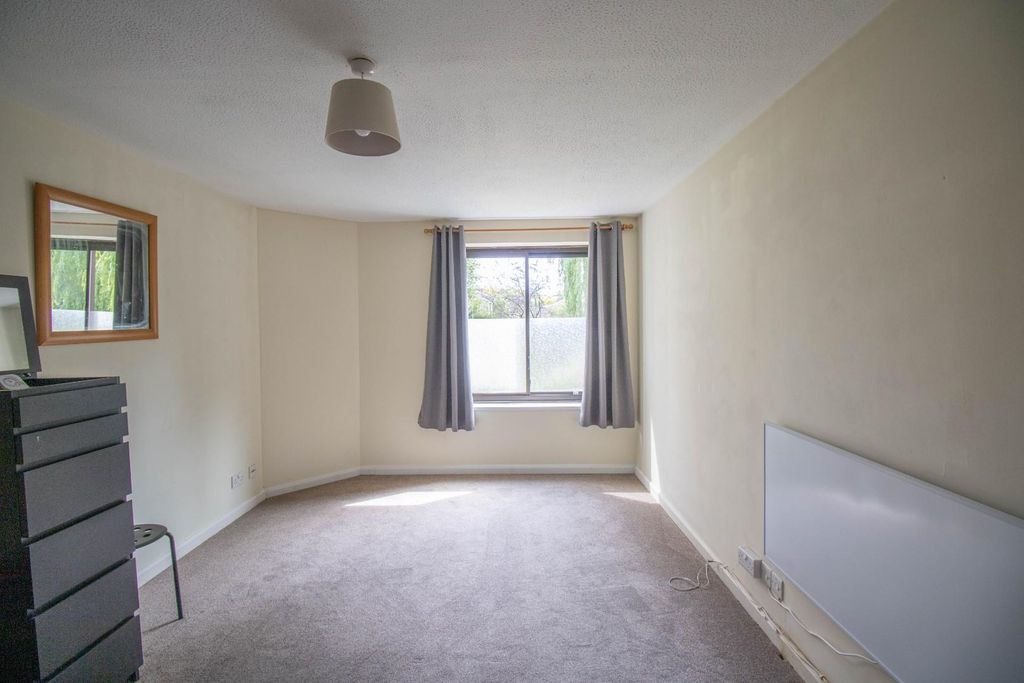 Property photo 2 of 8 Img_1695.Jpg