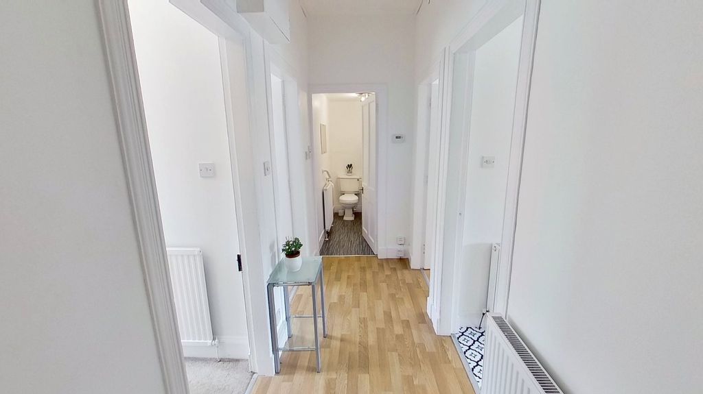 Property photo 2 of 8 Photo 2