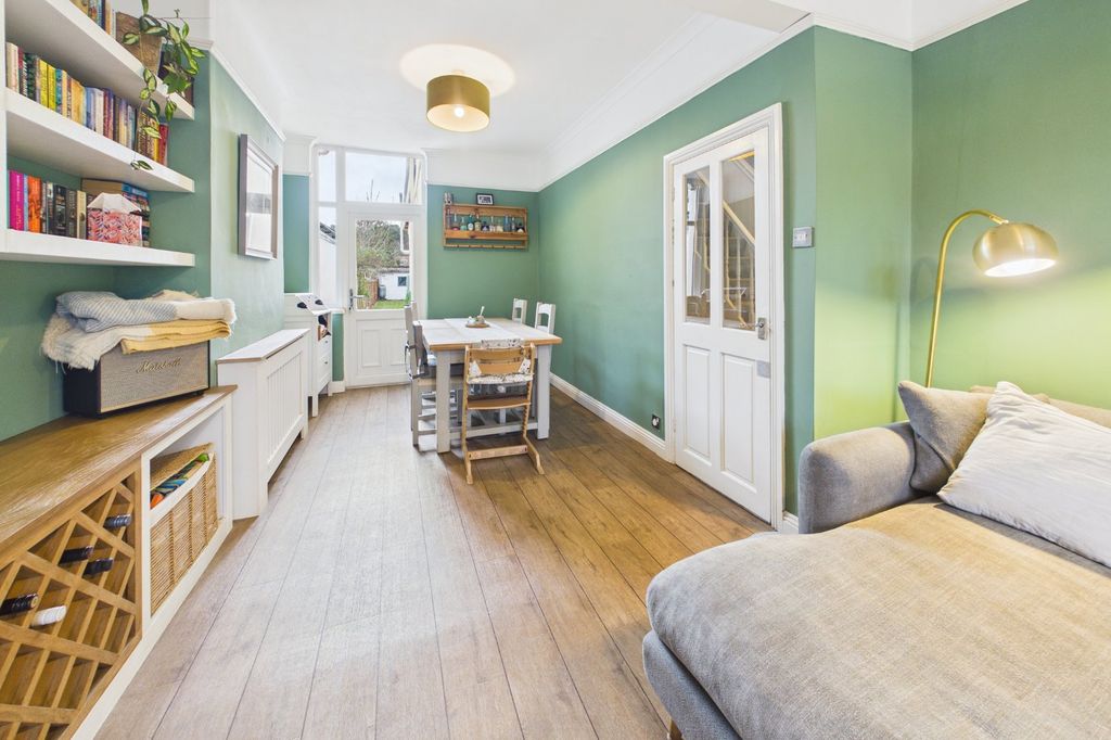 Property photo 3 of 12 Dining Area