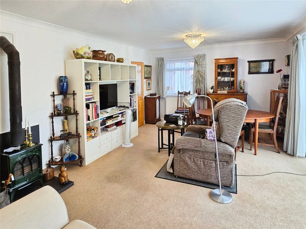 Property photo 2 of 19 Living/Dining Room