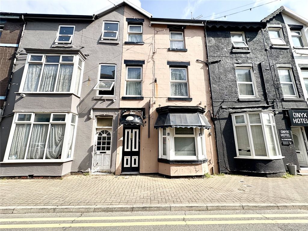 Property photo 1 of 21 Picture No. 04