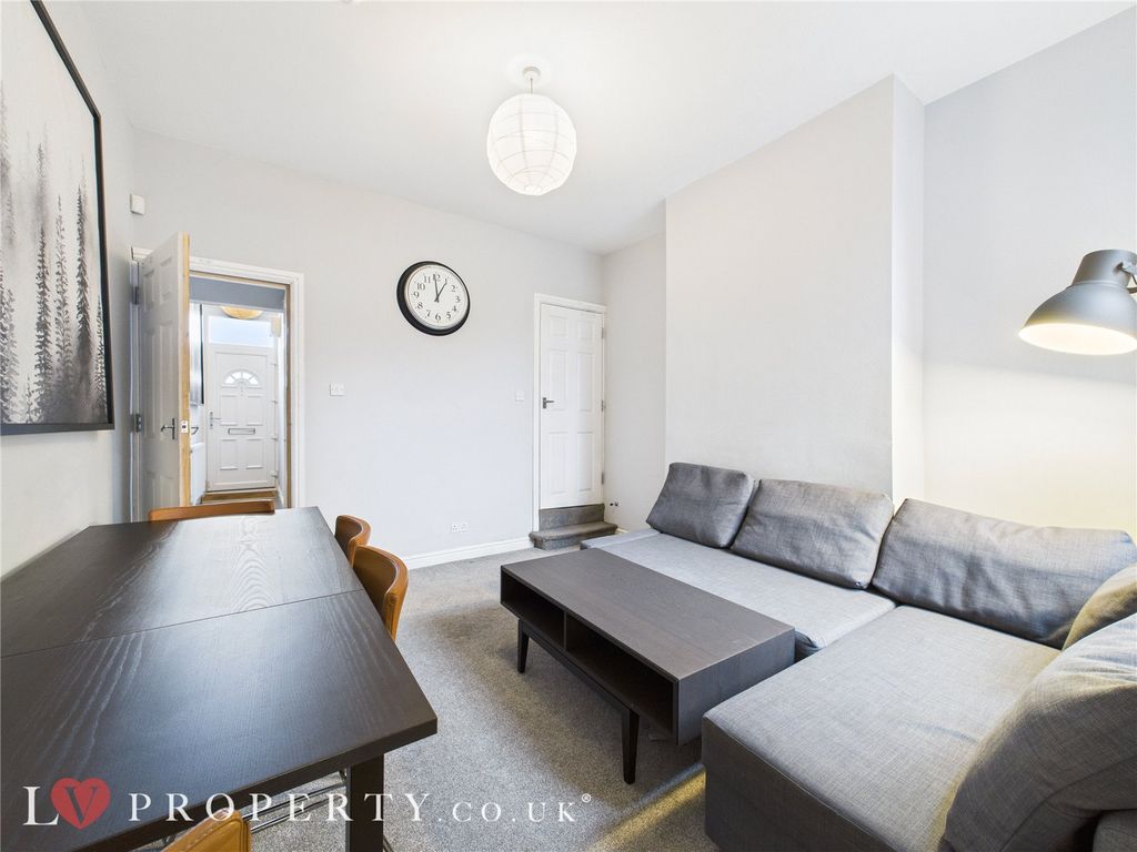 Property photo 1 of 15 Picture No. 06