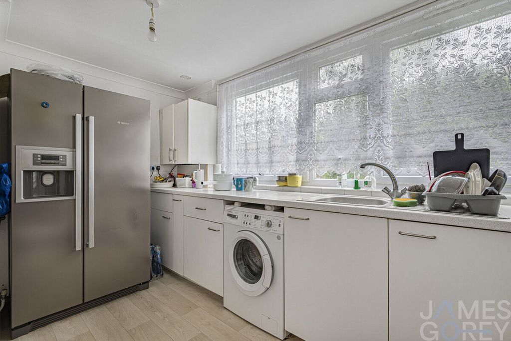 Property photo 2 of 22