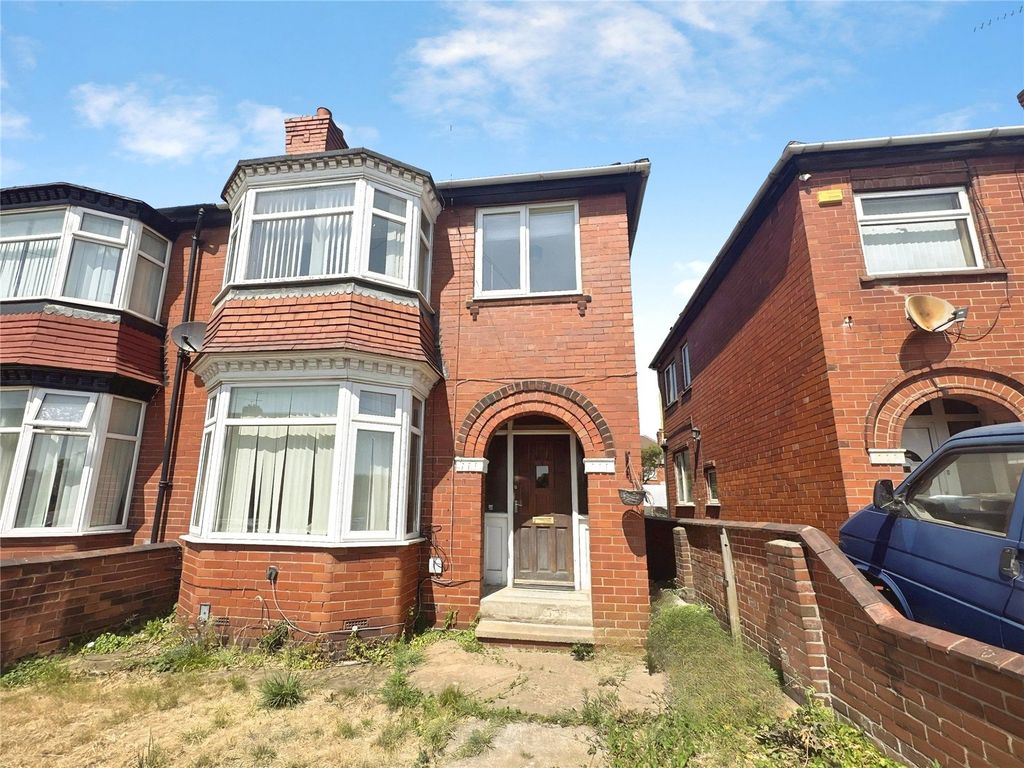 Property photo 1 of 12 Front