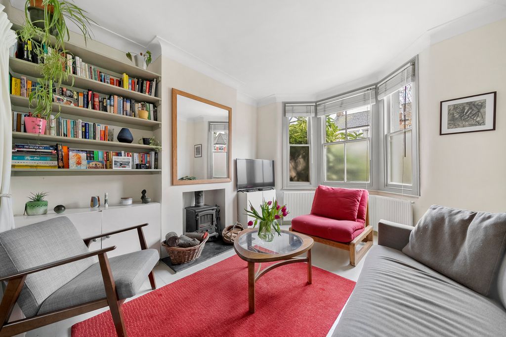 Property photo 3 of 20