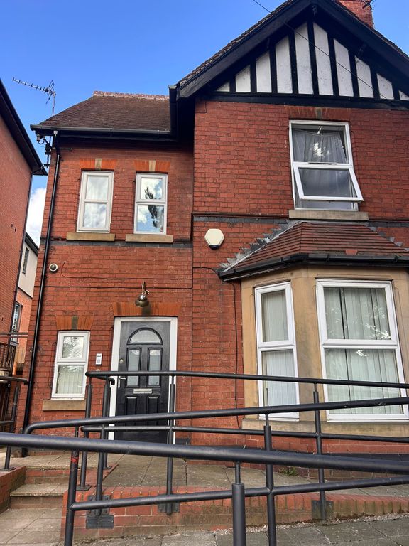 Property photo 1 of 4