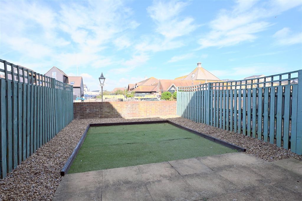Property photo 3 of 19 Rear Garden