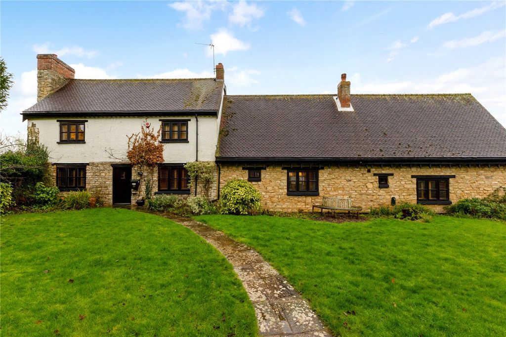 Property photo 2 of 30 Front