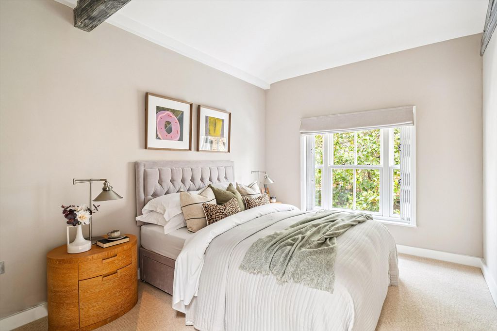 Additional image 32 of 8 bed terraced house to rentCheyne Walk & Cheyne Mews, London SW3