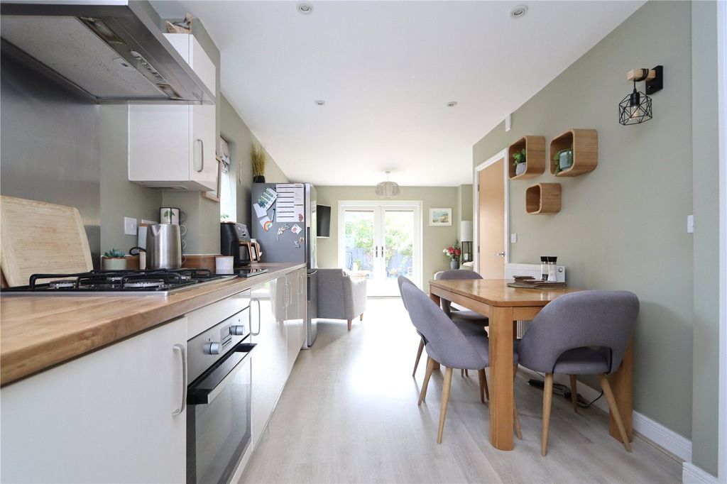 Property photo 2 of 16 Picture No. 07