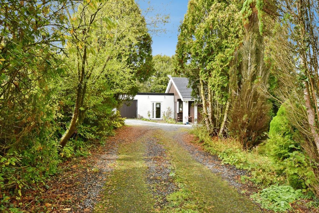 Property photo 1 of 27 Pbox-Img.Jpg