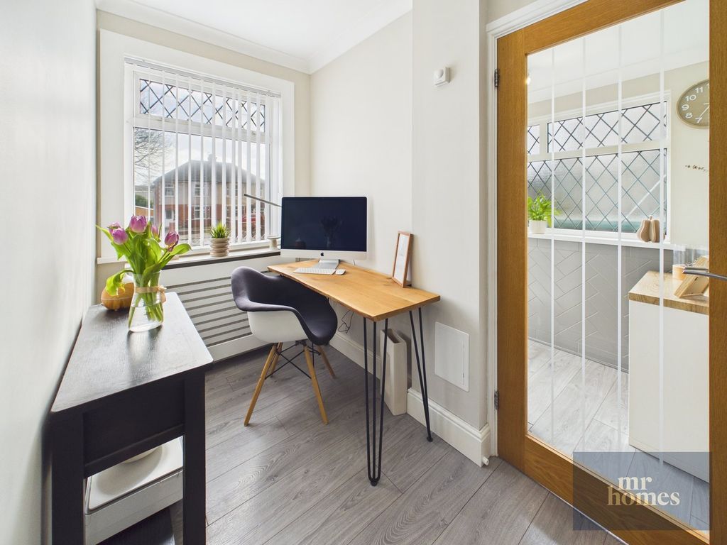 Property photo 3 of 48