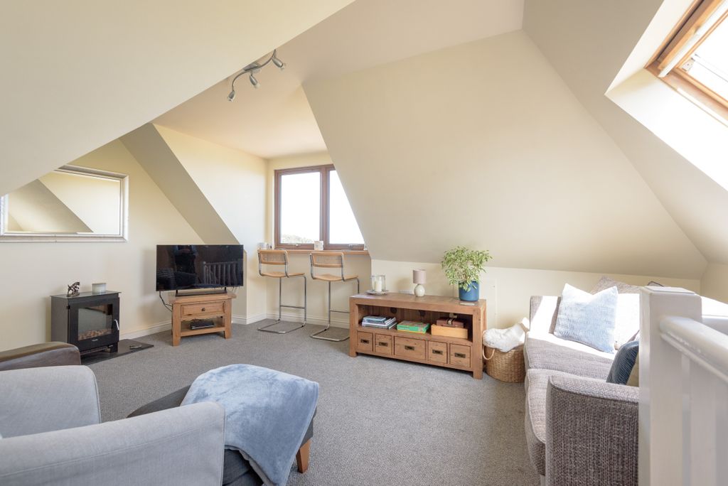 Property photo 3 of 25 Property Image 3