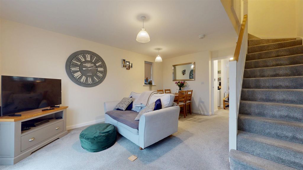 Property photo 2 of 14 01162026_222339.Jpg