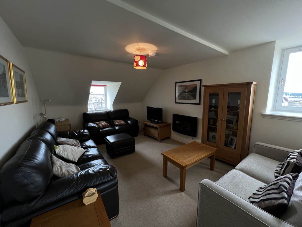 Property photo 2 of 10 Img_0739