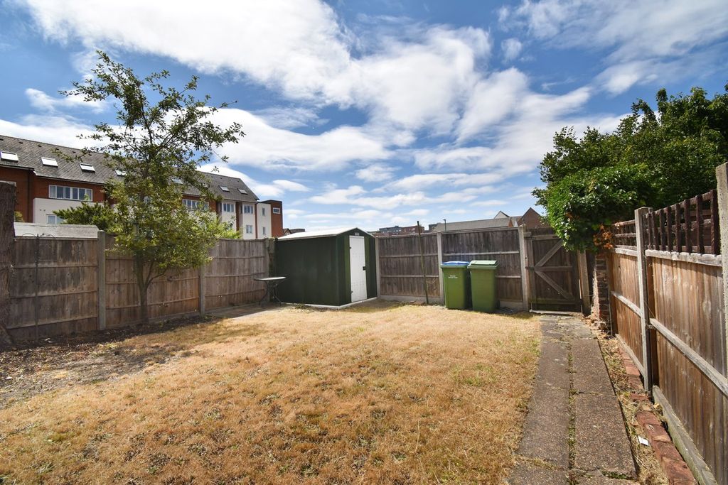Property photo 1 of 9