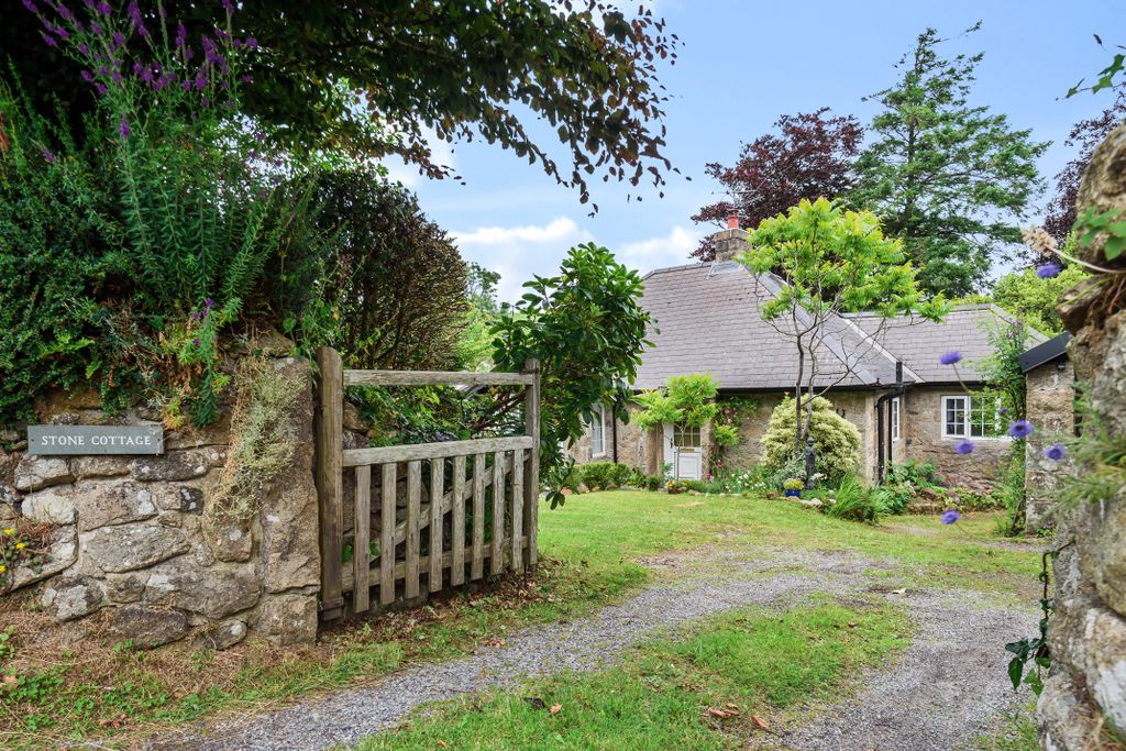Property photo 2 of 17 870157-(1).Jpg