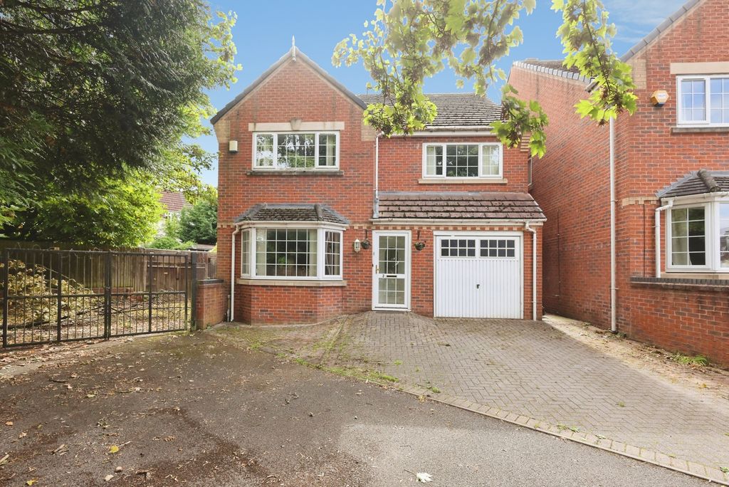 Property photo 1 of 19 Pbox-Img.Jpg