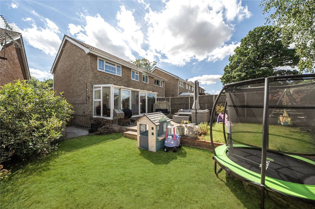 Property photo 2 of 16 Picture No. 04