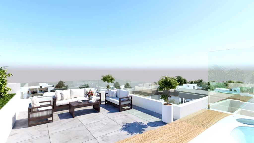 Property photo 3 of 6