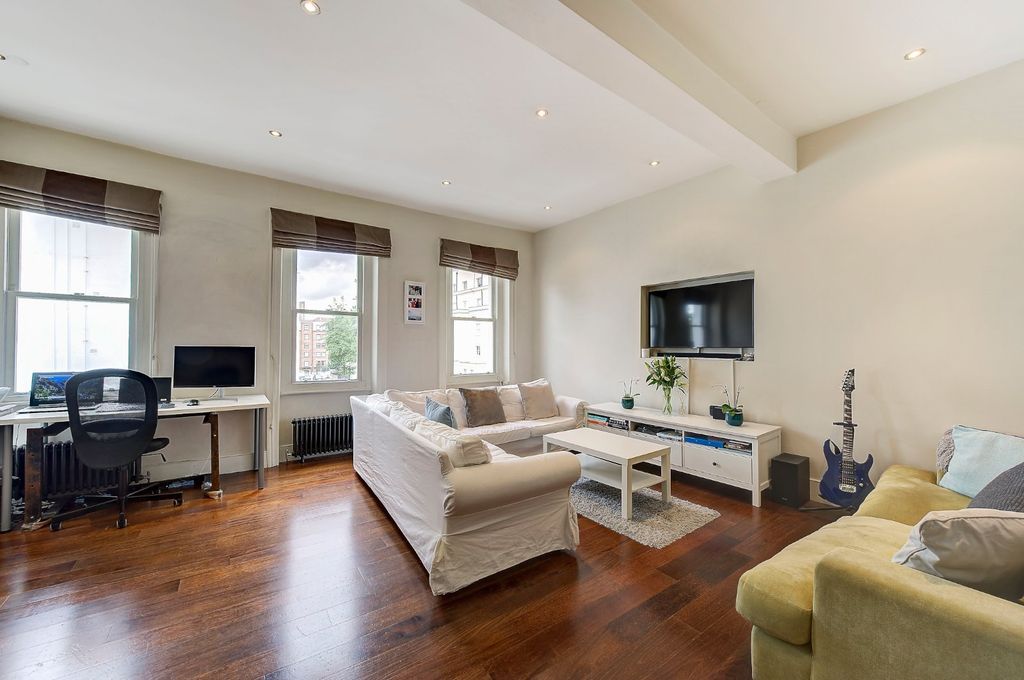 Property photo 1 of 7 Reception Room