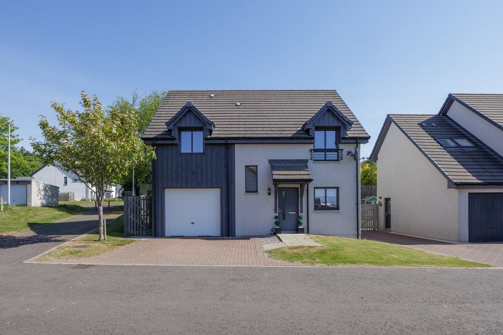 Property photo 1 of 22