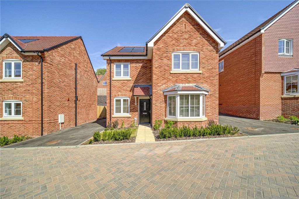 Property photo 1 of 14 Calver Front