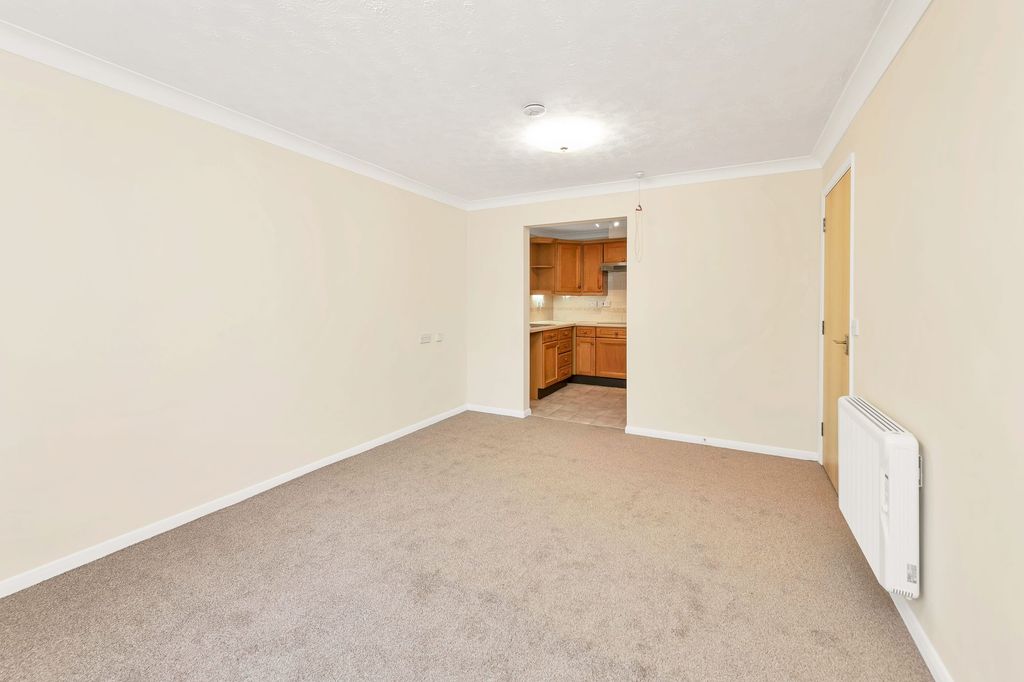 Property photo 3 of 16
