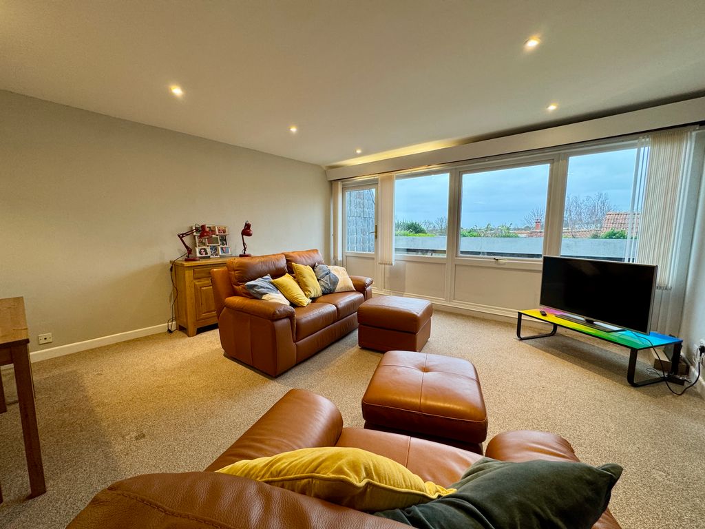 Property photo 2 of 27 Image