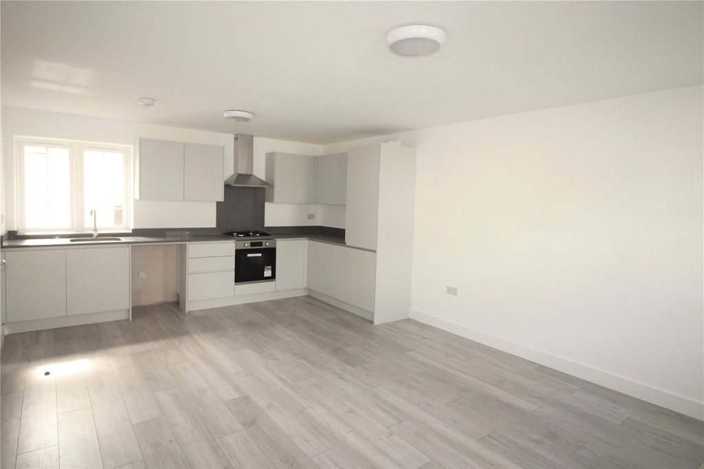 Property photo 2 of 8 Picture No. 07