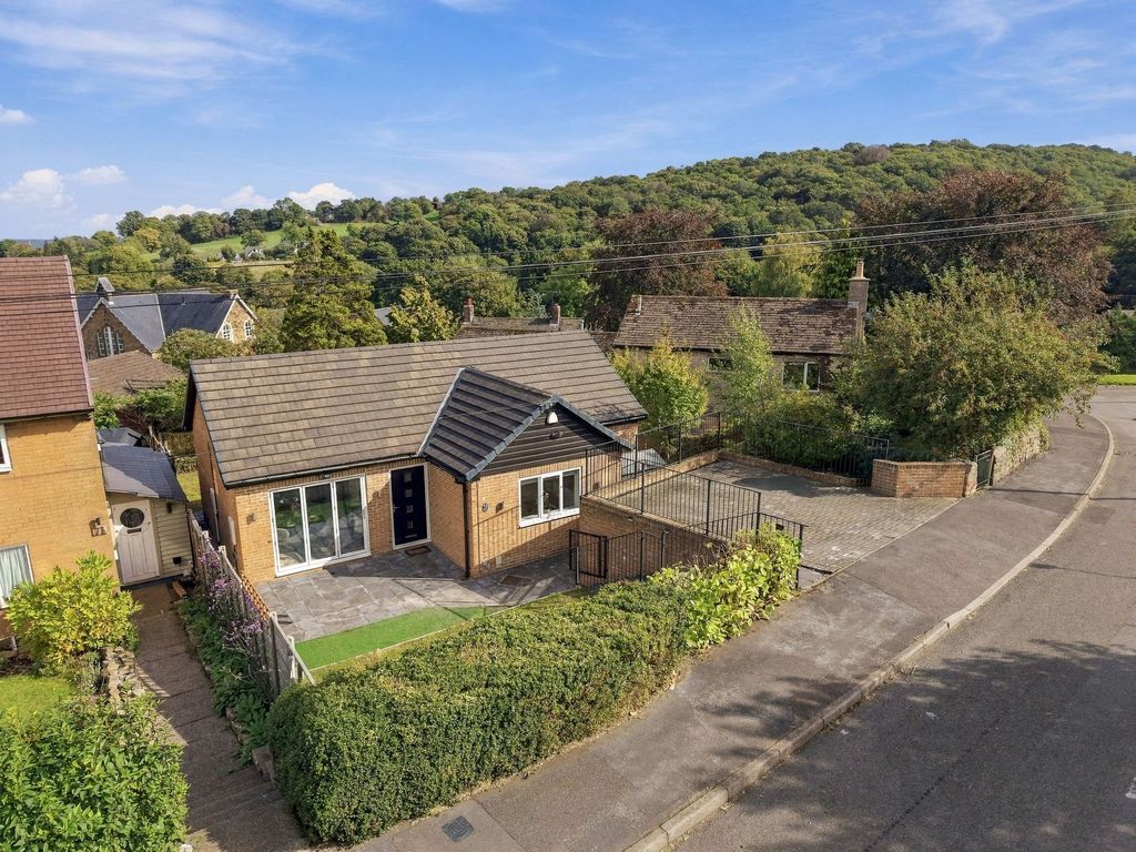 Property photo 1 of 33